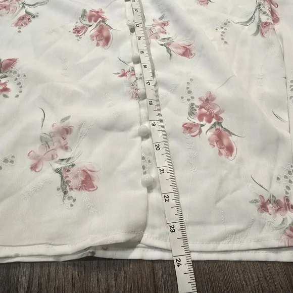 White Pink Floral Button-Up Blouse with Mandarin Collar Size Large - Cottagecore - Picture 9 of 11